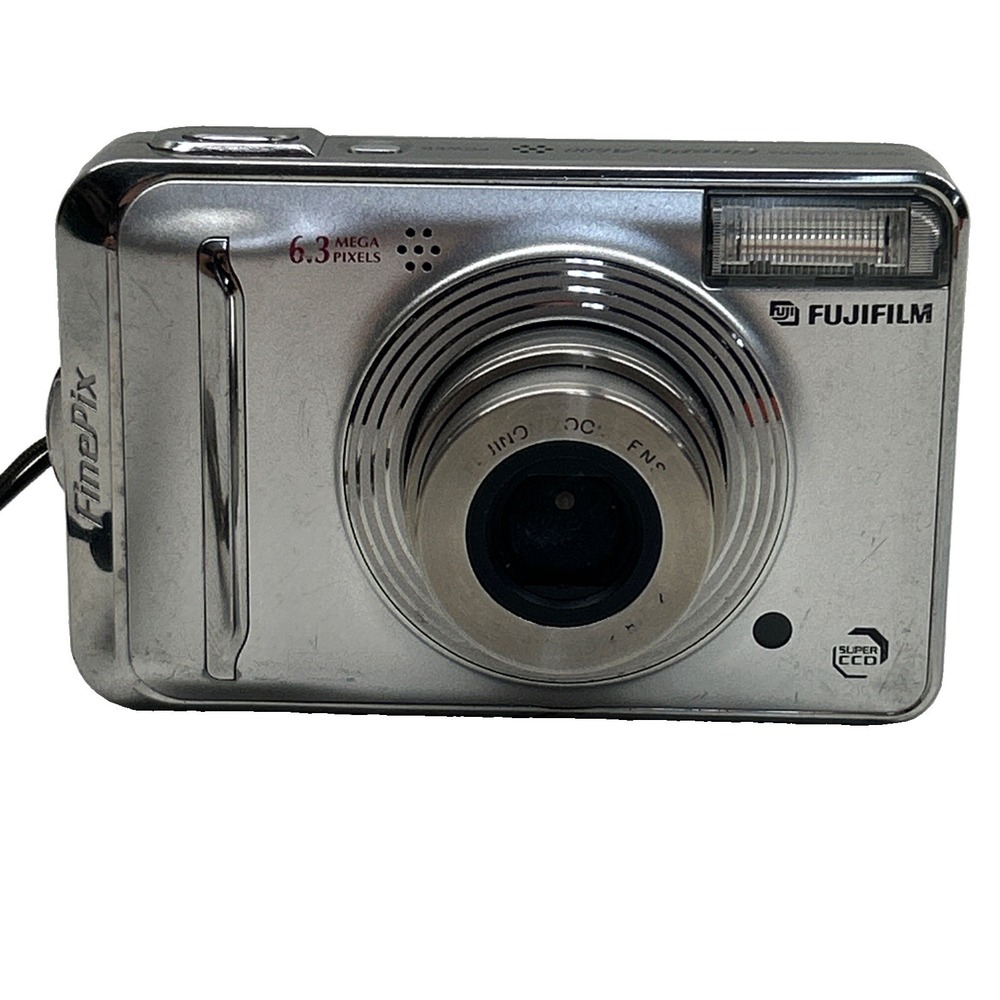 Fujifilm Digital Camera FinePix A600 6.3MP Silver Screen Tested Working